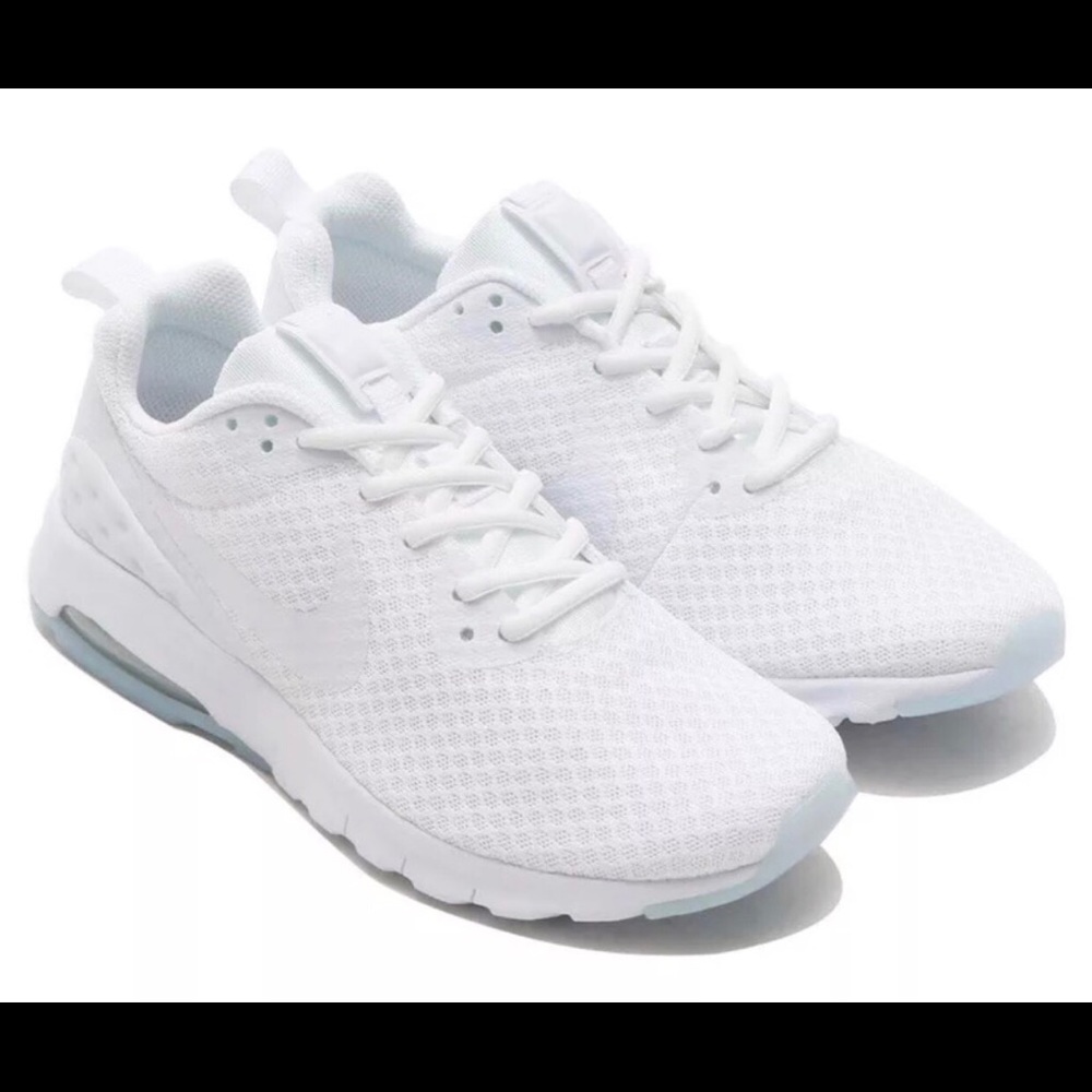 Women’s ❇️Nike AirMax Motion LW SE❇️